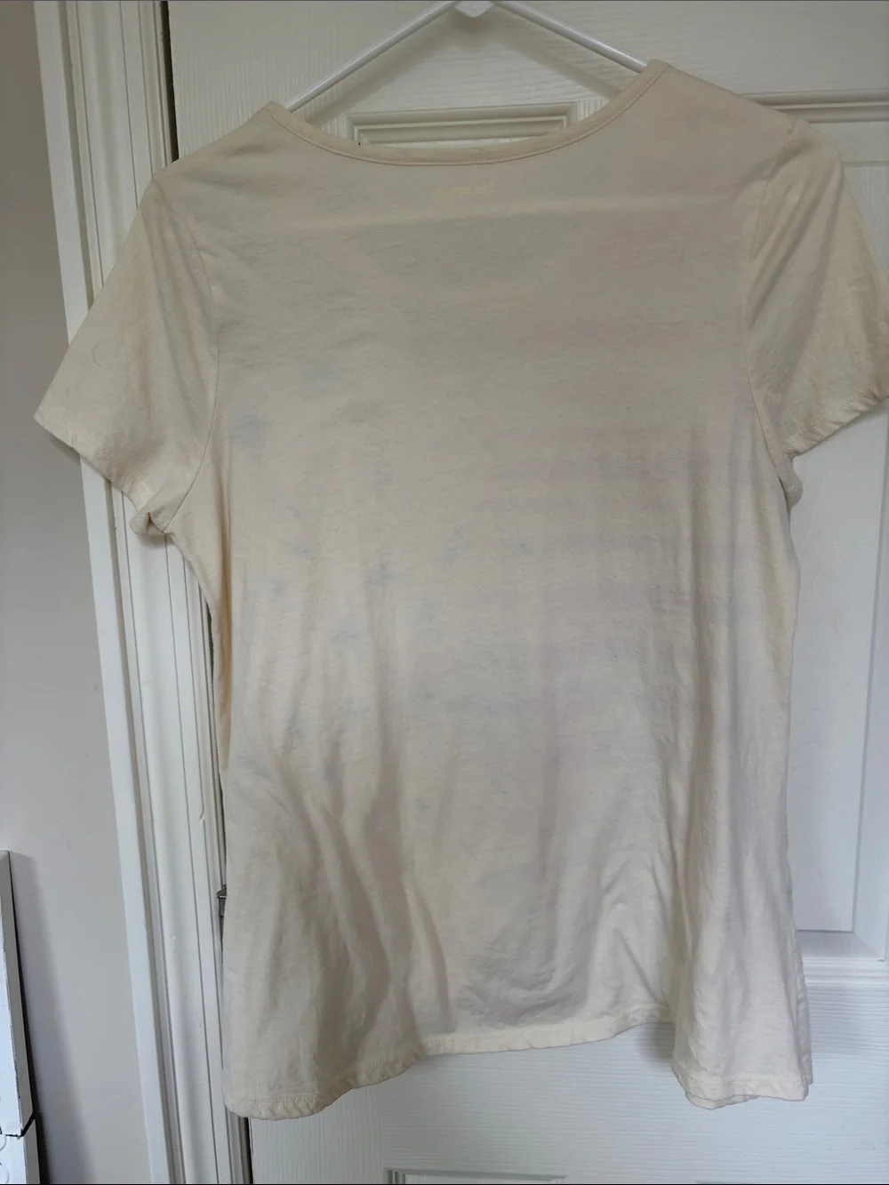 Kim Rogers Cream Tee with Red Stripe & Blue Star Graphic - Picture 2 of 4